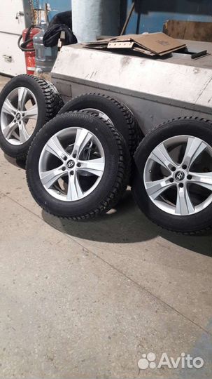 Nokian Tyres Hakkapeliitta 8 SUV 225/60 R17