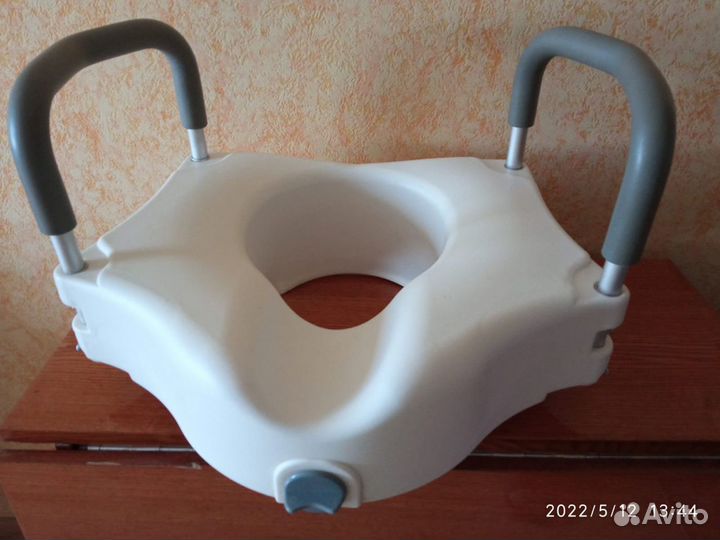 Насадка на унитаз