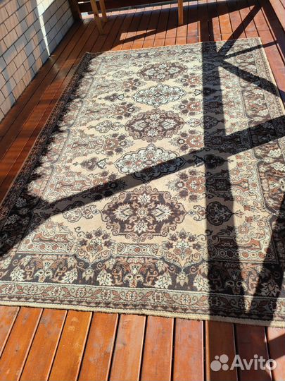 Ковер шерстяной