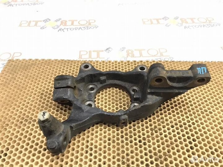 Кулак поворотный передний правый Nissan Teana (J3