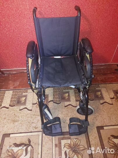 Коляска инвалидная