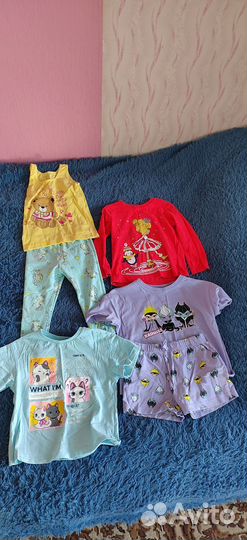 Одежда для девочек пакетом 98,104,110