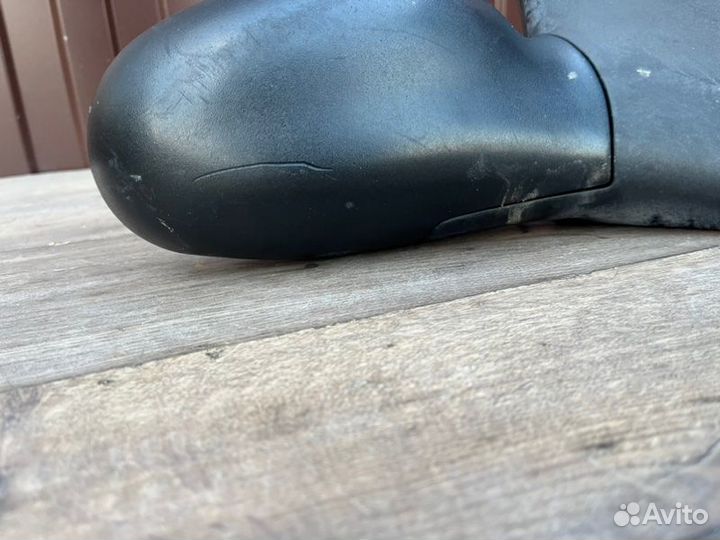 Зеркало правое Kia Rio 1 1.5 2001