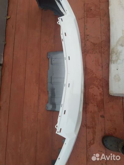 Бампер передний