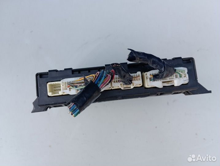 Блок управления климат-контролем Infiniti M Q70