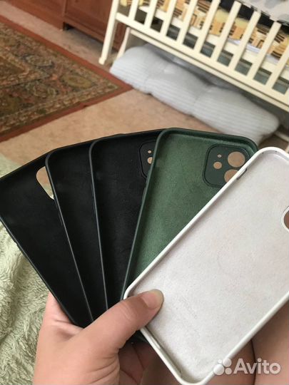 Чехлы на iPhone 12