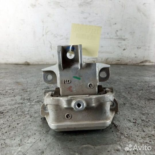 Опора двигателя Mitsubishi Outlander 3 2012-2021