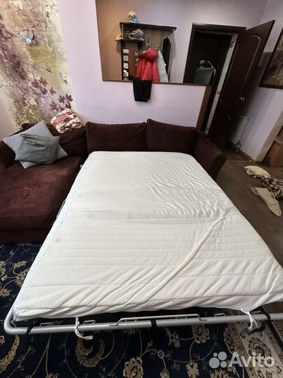 Продам угловой диван бу