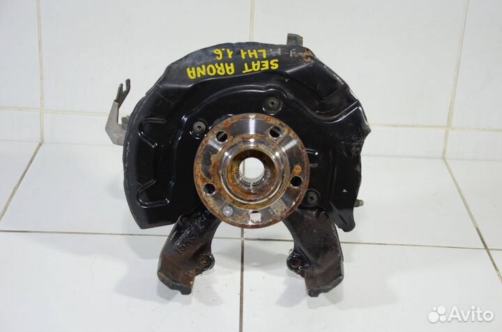 Кулак поворотный передний левый Seat Arona KJ7