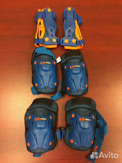 Детские ролики, защита и сумка для роликов