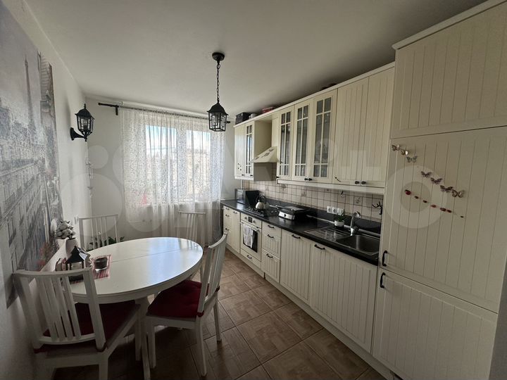 3-к. квартира, 73 м², 2/5 эт.