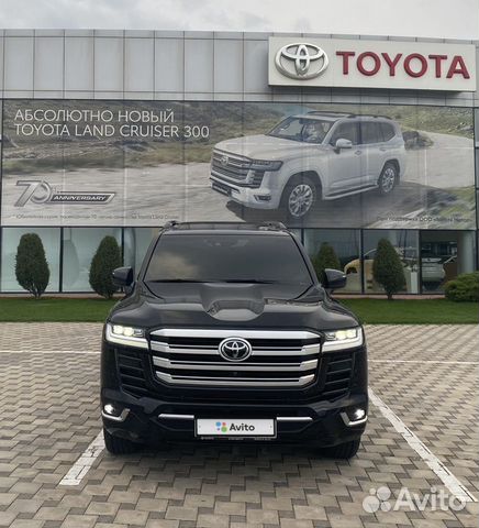 Toyota Land Cruiser 3.5 AT, 2021, 30 000 км с пробегом, цена 11900000 руб.