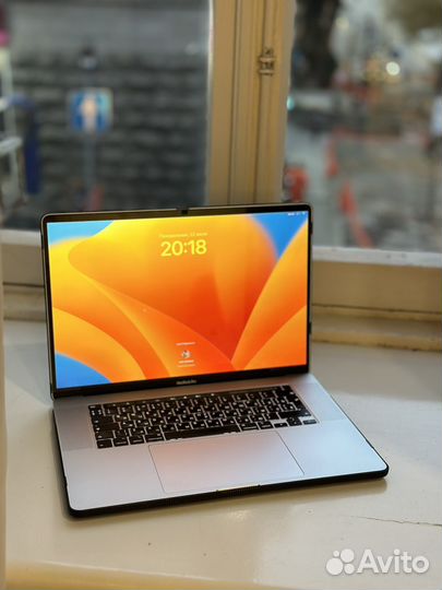 Apple MacBook Pro 16 2019