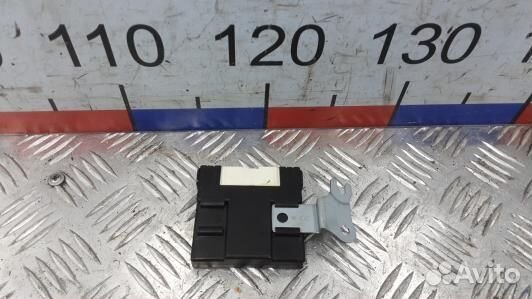 Блок иммобилайзера toyota corolla verso 2 (1KK17M2