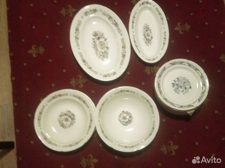 Посуда зик. Неполный сервиз