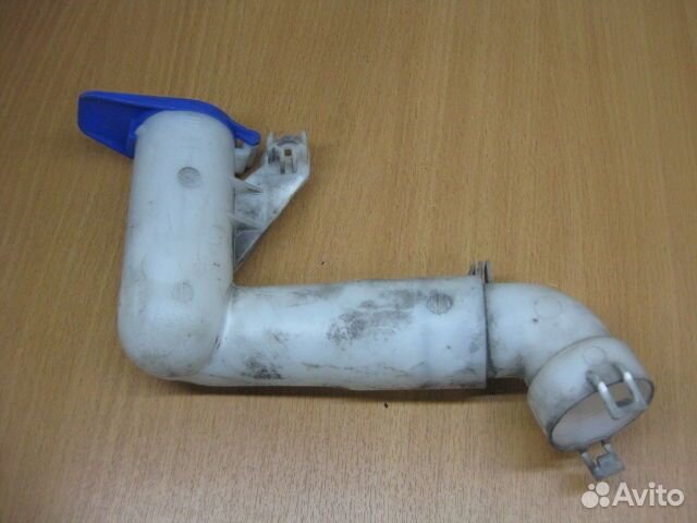 Горловина бачка омывателя Ford Mondeo 4 2007–2014