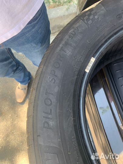 Michelin Pilot Sport 4 SUV 235/60 R18 107W