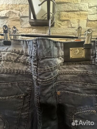 Джинсы мужские