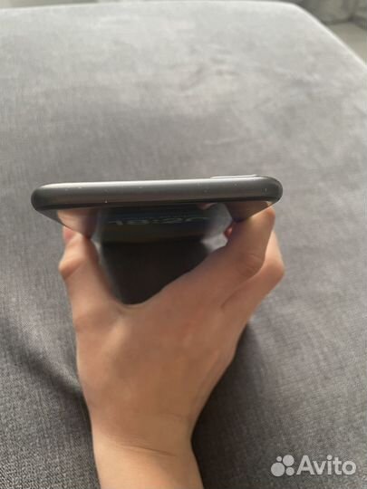 iPhone 8 Plus, 64 ГБ