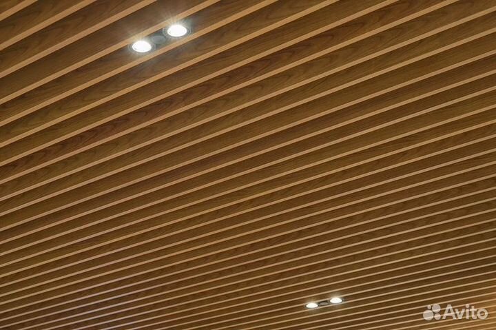 Металлическая рейка потолочная