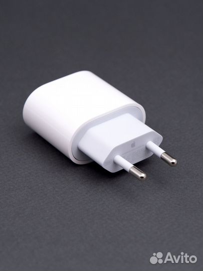 Адаптер Питания Apple USB-C (мощность 20 Вт)