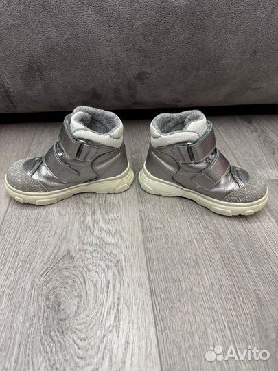 Ботинки демисезонные для девочки 25 размер