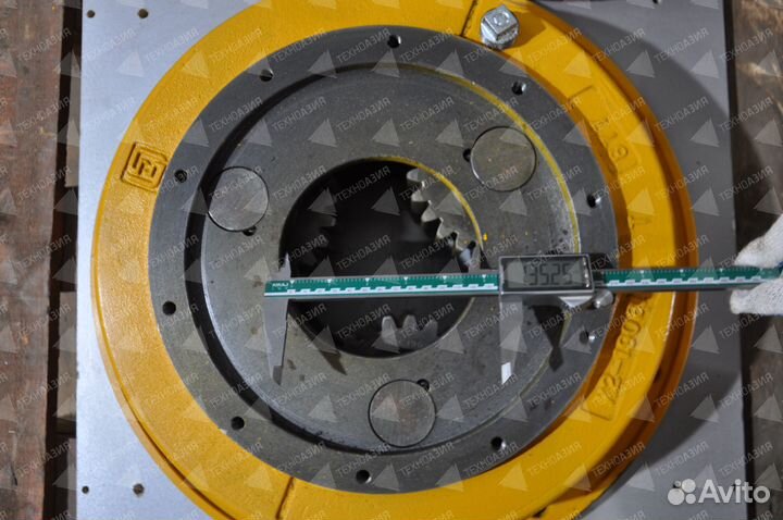 Бортовой редуктор в сборе 29090008771 sdlg LG953