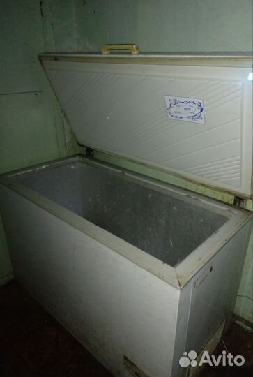 Продам морозильные, витринные холодильники
