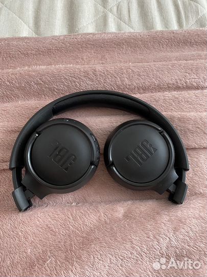 Беспроводные наушники jbl tune 500