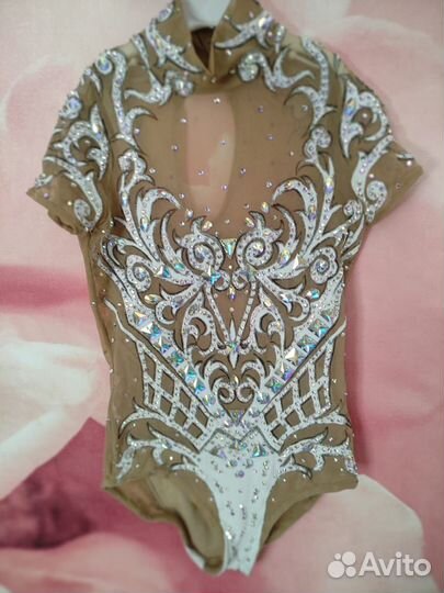 Купальник гимнастический для выступлений