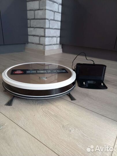 Робот пылесос polaris 1226