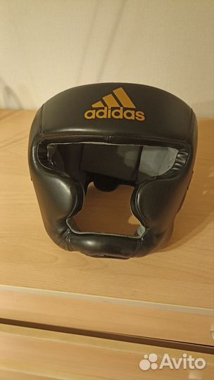 Боксерский шлем adidas