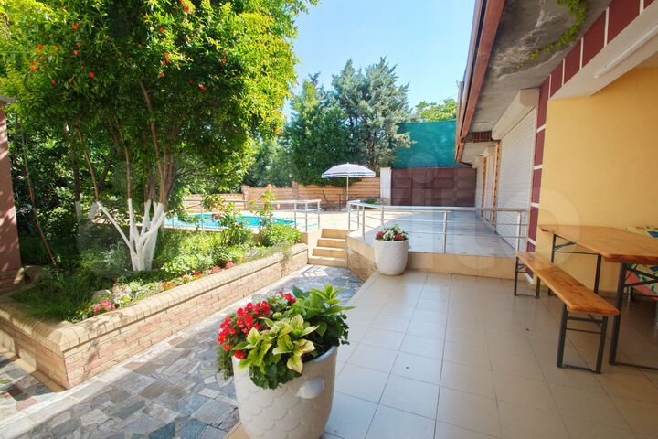 Дом 160 м² на участке 3 сот.