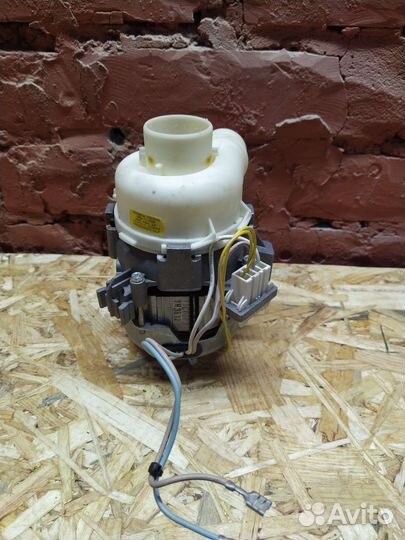 Циркуляционный насос Electrolux 003023016