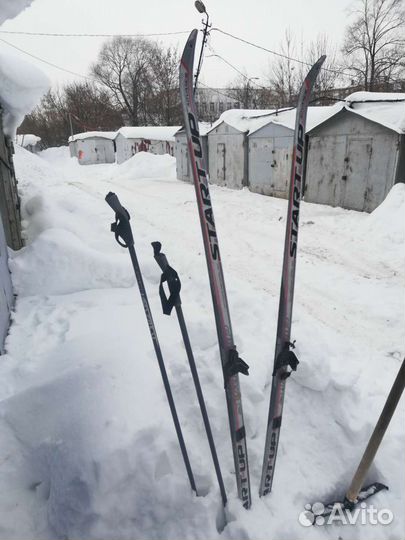 Лыжи беговые 185 см