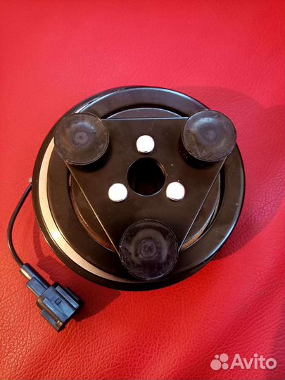 Муфта кондиционера Ниссан Кашкай j 10