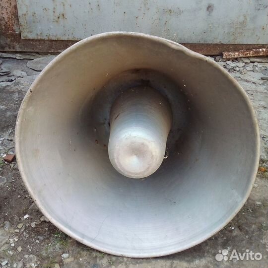 Громкоговоритель колокол
