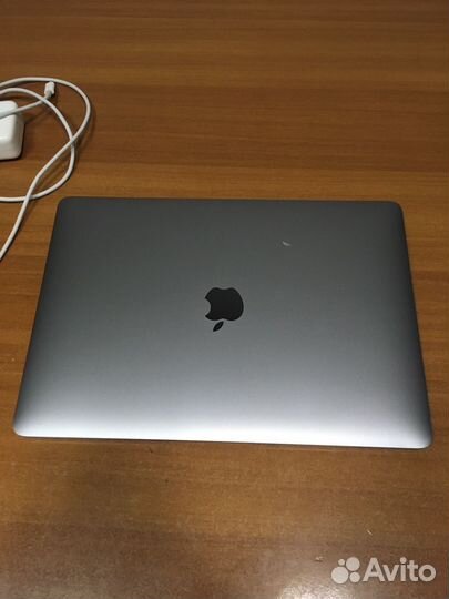 Macbook Air 13 m1 104 цикла