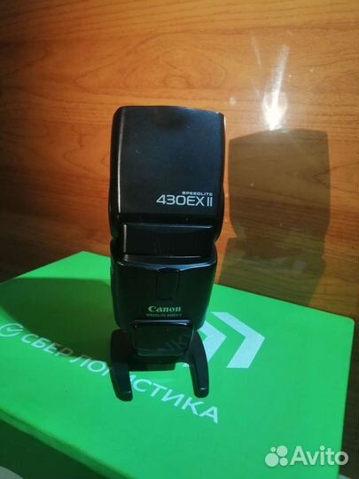 Вспышка Canon Speedlite 430 EX II