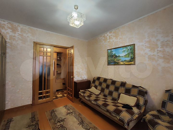 2-к. квартира, 49 м², 1/2 эт.