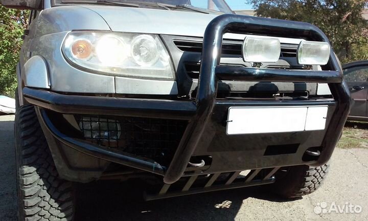 Передний бампер Беркут с кенгурином УАЗ Патриот
