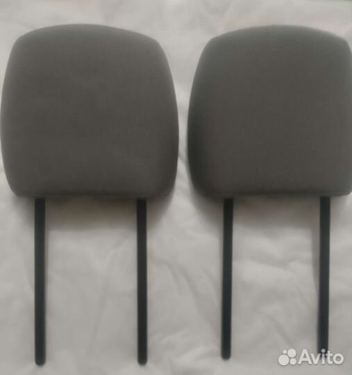 Подголовник Рено Логан