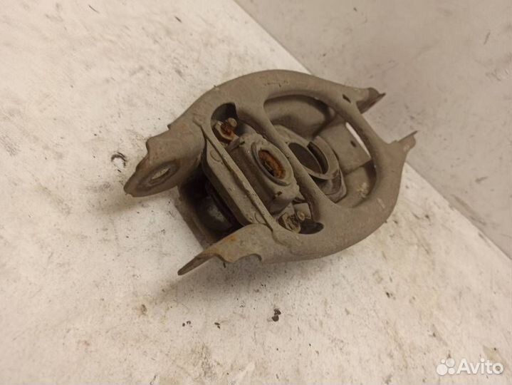 Рычаг задний нижний 33326772899