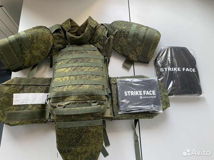 Военные товары Набор: Ратник и защитные плиты