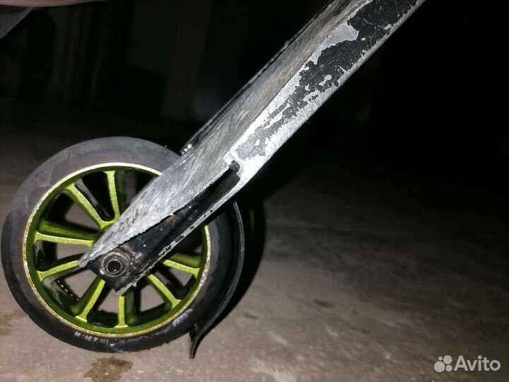 Трюковой самокат