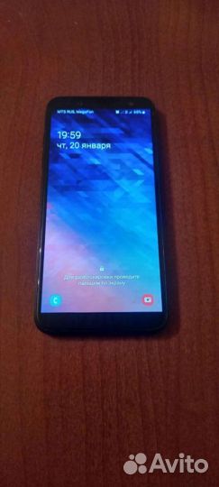Samsung Galaxy A6, 4/32 ГБ