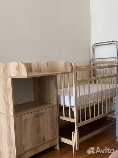 Детская кроватка