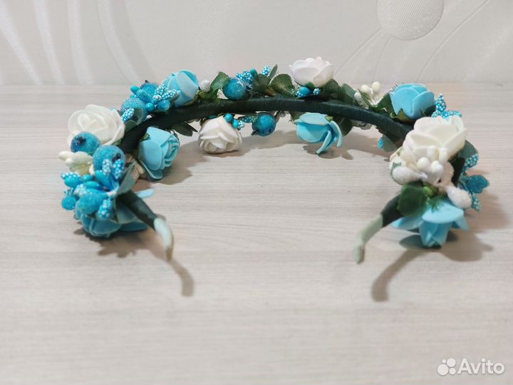 Ободок (венок) на голову из цветов