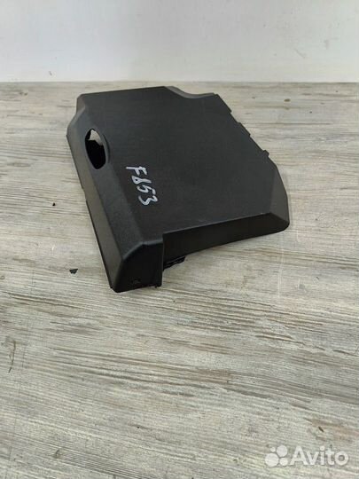 Крышка блока предохранителей Renault Megane 3