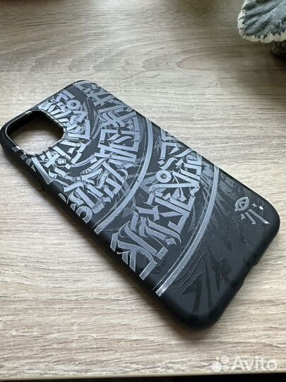 Чехол на iPhone 11 покрас лампас оригинал